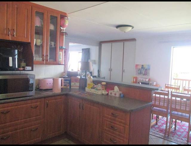 5 BEDROOM HOUSE FOR SALE IN DANA BAY